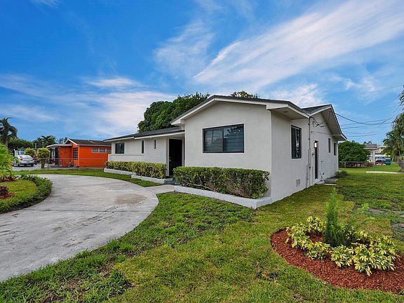 4th image of 12100 NW 22nd Avenue