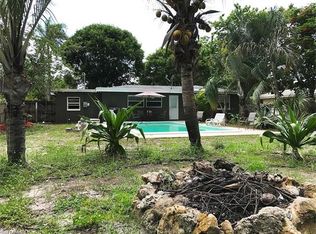 2943 Calvin Blvd, Fort Myers, FL 33901