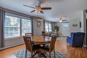 4th image of 19 Caton Rd