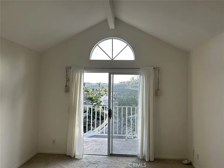 23106 Port Antonio Way — Photo 6