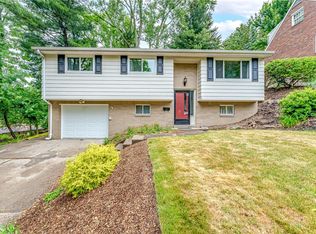 9 Fairview Rd, Pittsburgh, PA 15221