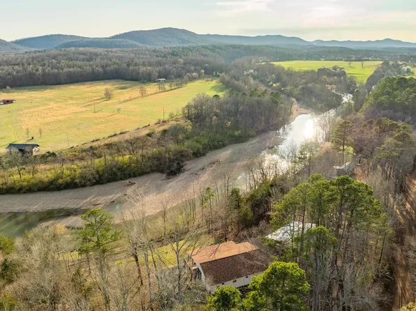 89 Loyd Cogburn Rd, Glenwood, AR 71943