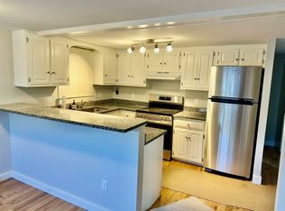 50 Eastern Ave #1, Essex, MA 01929