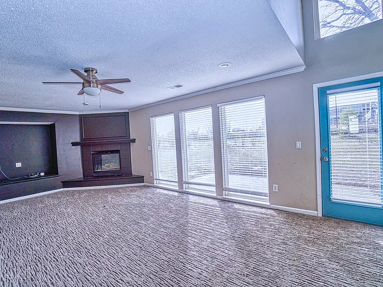 15838 S Avalon St — Photo 15