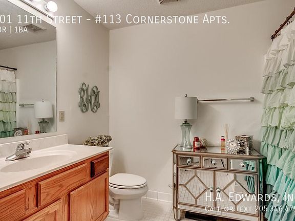 3rd image of 601 11th St APT 113