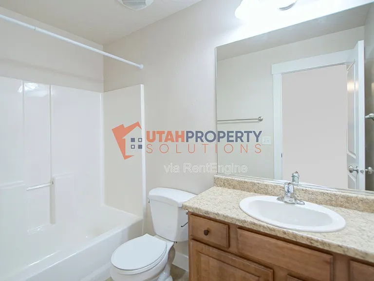 1046 E Quarry View Way — Photo 19