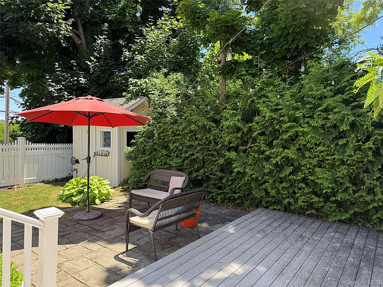 27 Lydecker St — Photo 27