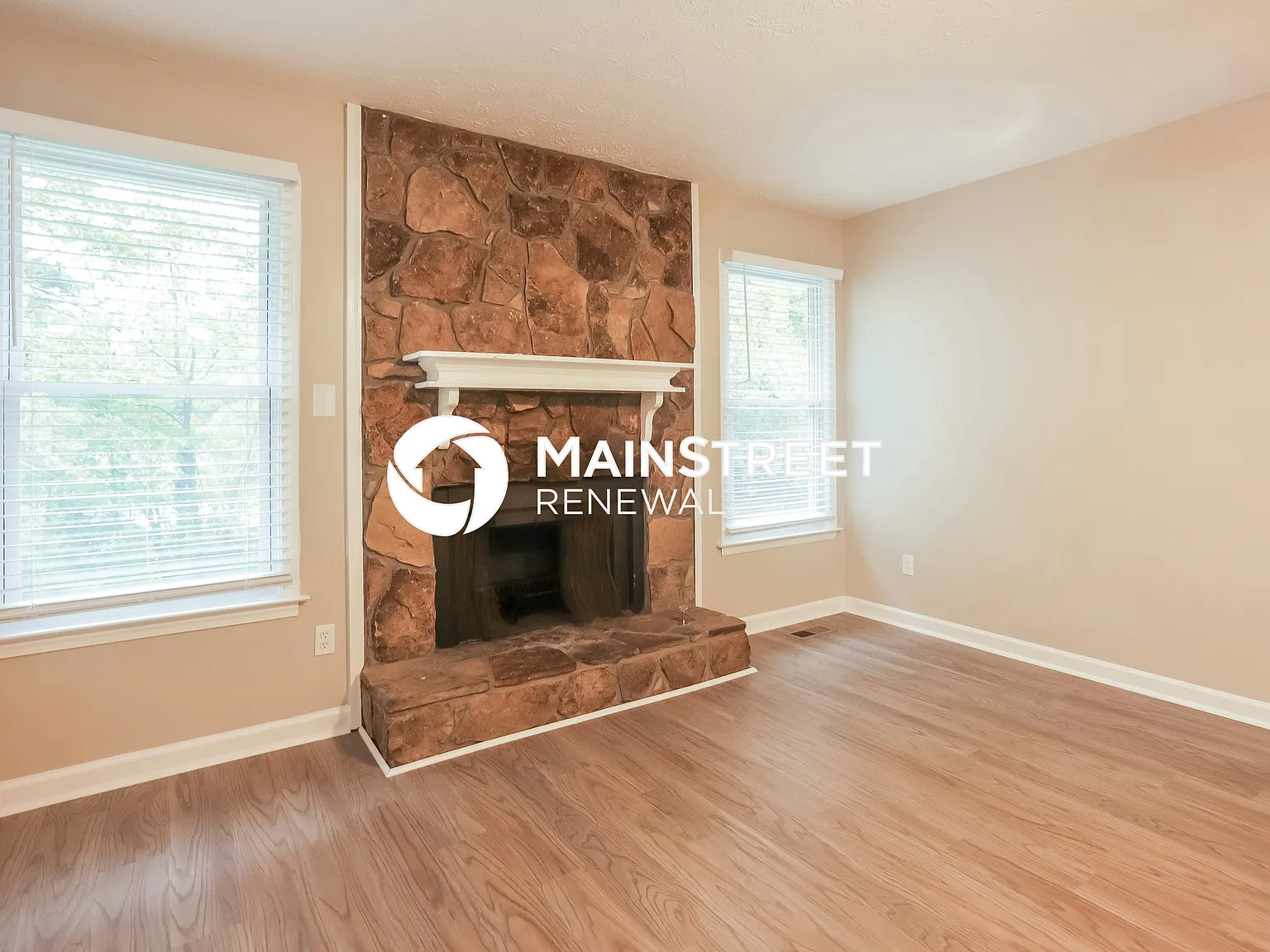7254 Fernwood Dr — Photo 2