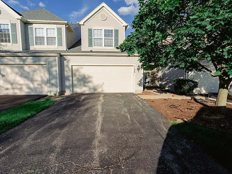 1136 Coneflower Ct — Photo 1
