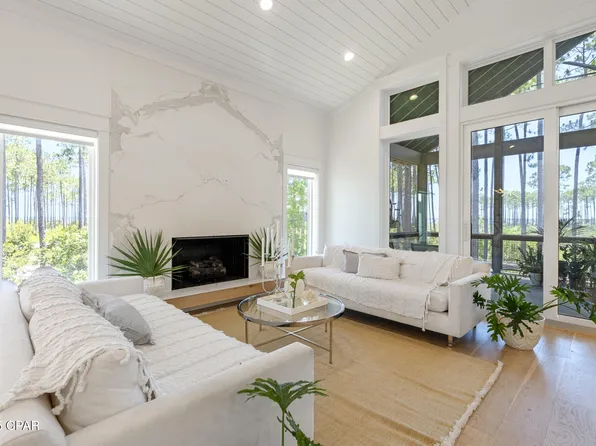 7507 Loons Call Ln, Panama City Beach, FL 32413