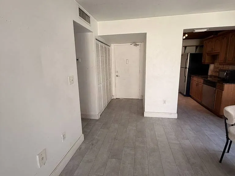 1670 Bay Rd #3D — Photo 10
