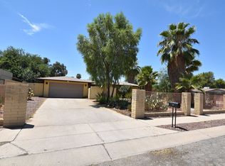 7400 E La Cienega Dr, Tucson, AZ 85715