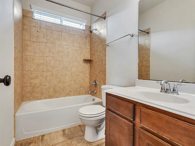 28006 Hollyfare Dr — Photo 27