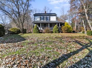 96 Wenham St, Danvers, MA 01923