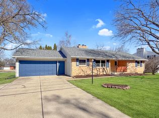 1734 W Stephenson St, Freeport, IL 61032