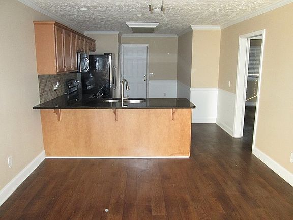 2nd image of 1418-1420 N Tennessee Blvd