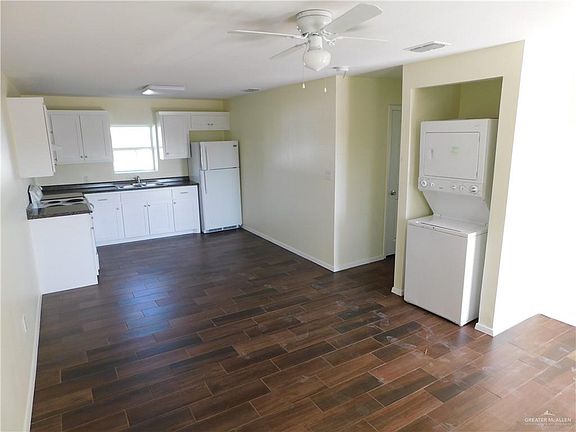 4th image of 1501 N J And East St APT 4