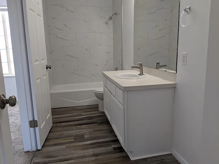 435 N Kersh Dr — Photo 14