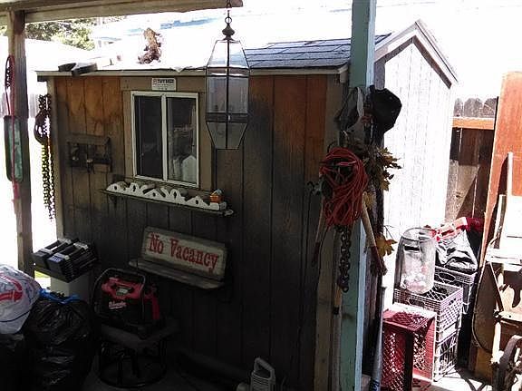 5th image of 1812 Manzanita Way