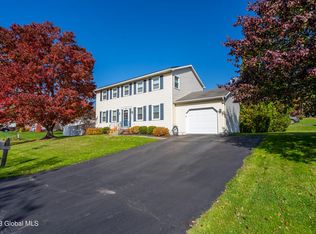 1 Cayuga Ct, Albany, NY