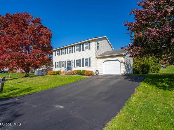 1 Cayuga Court, Albany, NY 12208