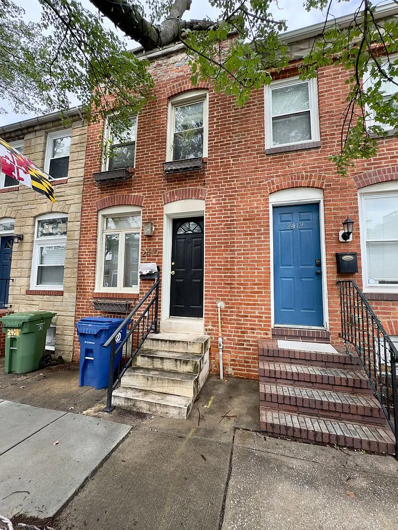 Charming 2BD/1.5BA Townhome in Canton, MD! — Photo 1