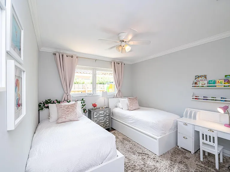 6541 NE 20th Ave — Photo 36