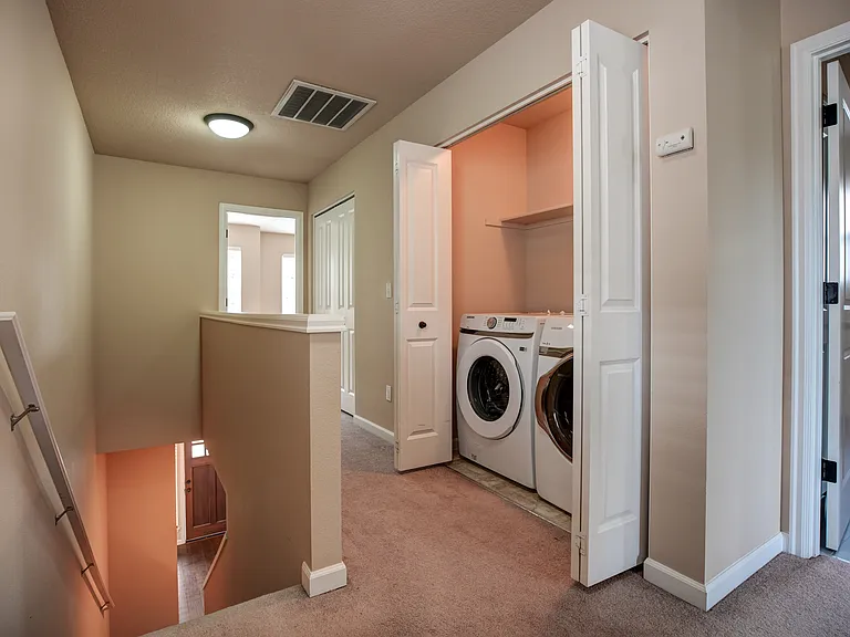 432 NE 136th Ave — Photo 22