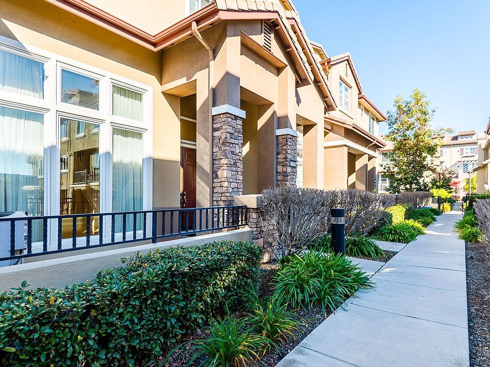 1st image of 1728 Avenida Elisa
