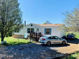 4613 Lancaster Dr, Claremont, NC 28610