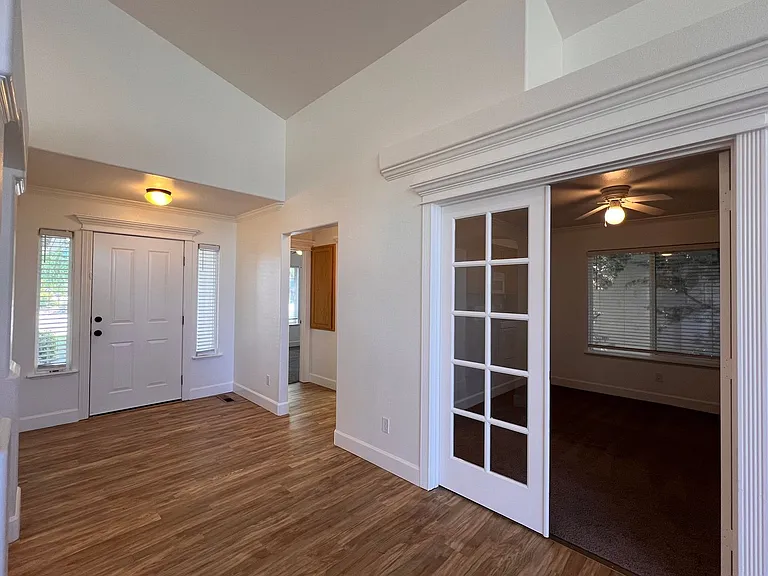 588 Wedge Ln — Photo 12