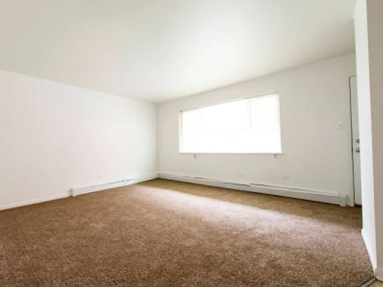 8312 S Ingleside Ave — Photo 21
