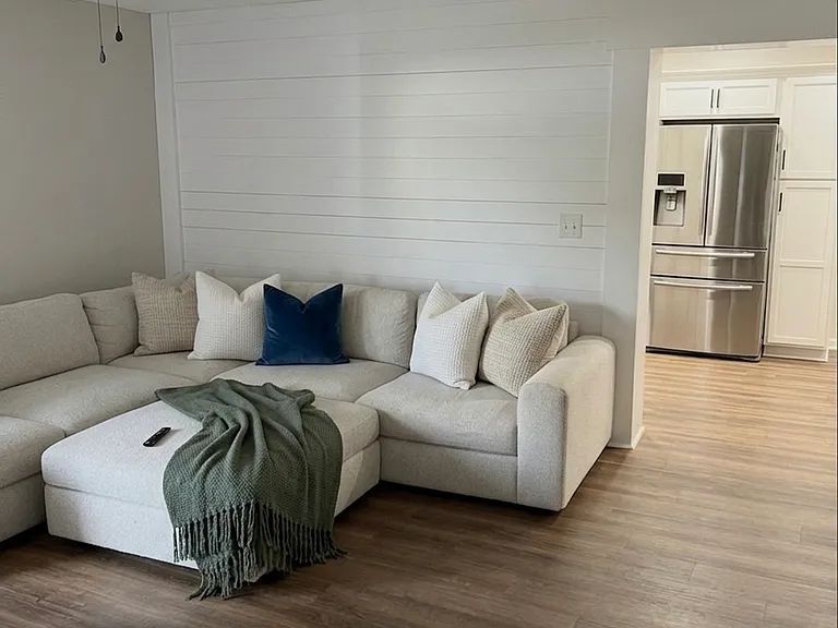 909 Charles Scott Dr — Photo 12