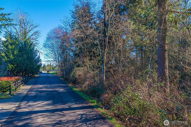 4th image of 67 XX 258th Avenue NE