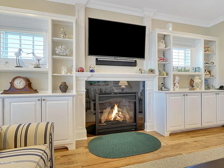 330 Villa Park Way — Photo 9