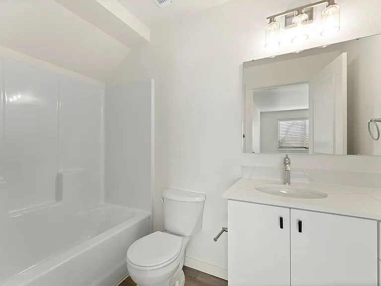 1820 NE Davis St #105 — Photo 21