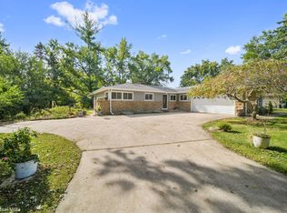 1149 Gail Ln, Dundee, IL