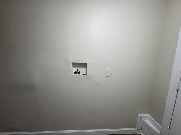 138 Fulton Avenue image 7 of 9