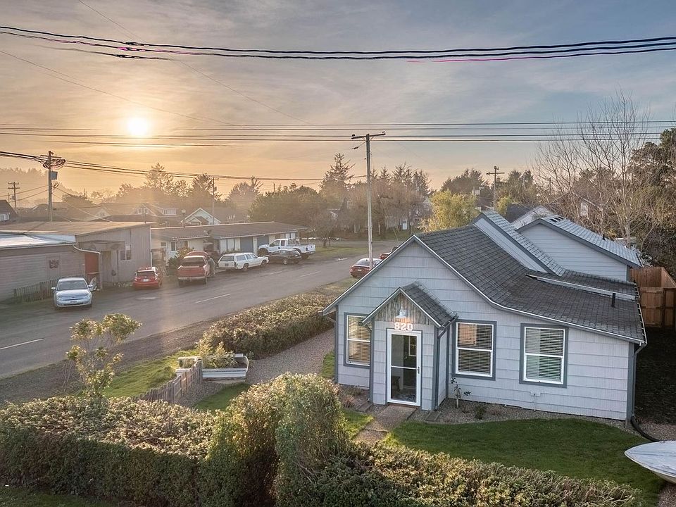 820 NE Broadway St, Waldport, OR 97394 Zillow