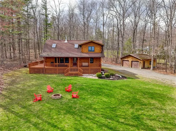 2781 County House Woods Rd, Bluff Pt, NY 14478