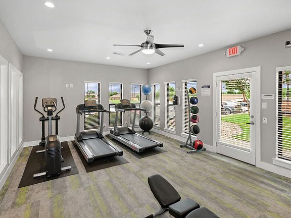 4th image of 301 Fair Oaks Blvd APT 1322