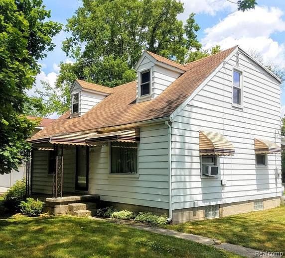 1st image of 715 Slocum Dr