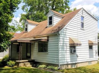 715 Slocum Dr, Auburn Hills, MI