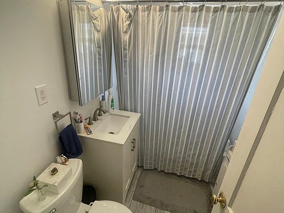 4th image of 30-32 Carney St
