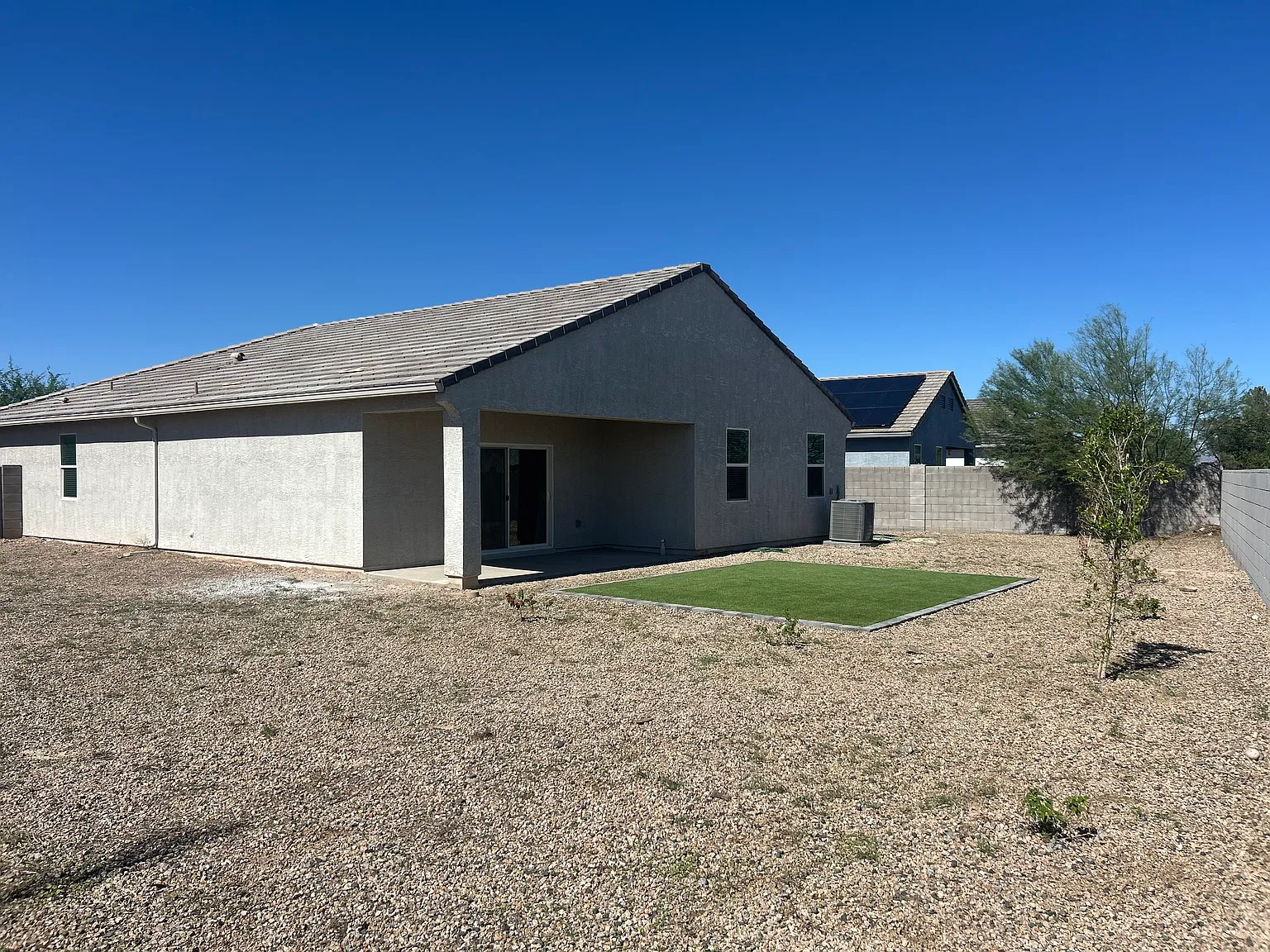 4 bed, 1881 sqft, $1,650 — Photo 2