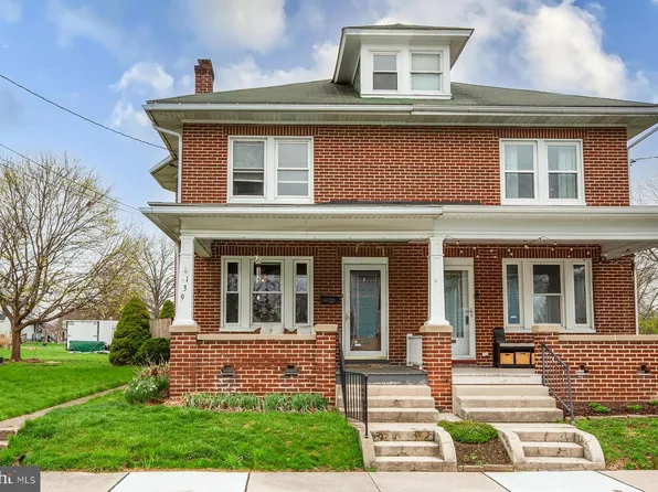139 N Hanover St, Elizabethtown, PA 17022