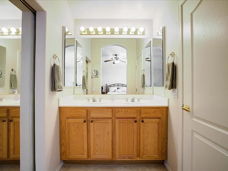 9550 E Creek Vista Pl — Photo 18