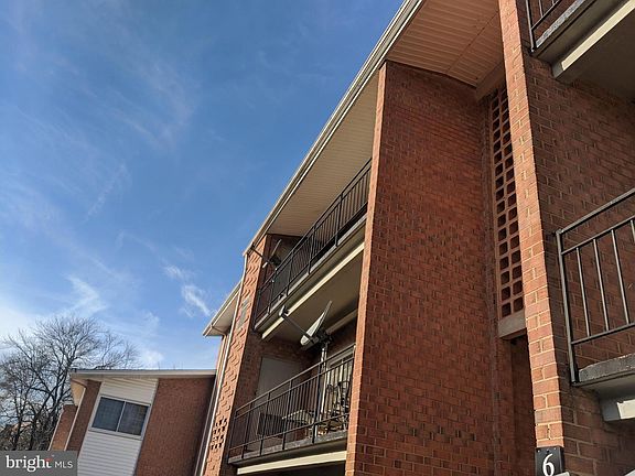 2nd image of 635 Waterloo Rd APT 231