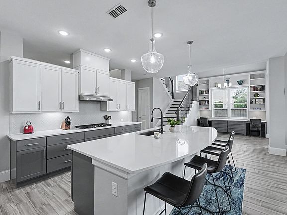 4th image of 16211 Cedar Lake View Court