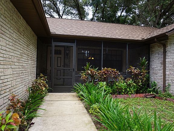 2nd image of 580 Hamlet Dr